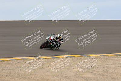 media/Sep-10-2022-SoCal Trackdays (Sat) [[a5bf35bb4a]]/Bowl Exit (1120am)/